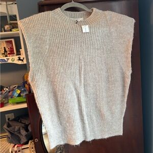 Banana Republic Light Gray Knit Top